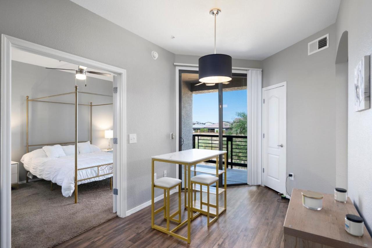 شقة Luxury Mountain View 2Br With Balcony Located In سكوتسدايل المظهر الخارجي الصورة