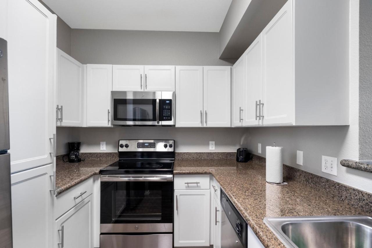شقة Luxury Mountain View 2Br With Balcony Located In سكوتسدايل المظهر الخارجي الصورة
